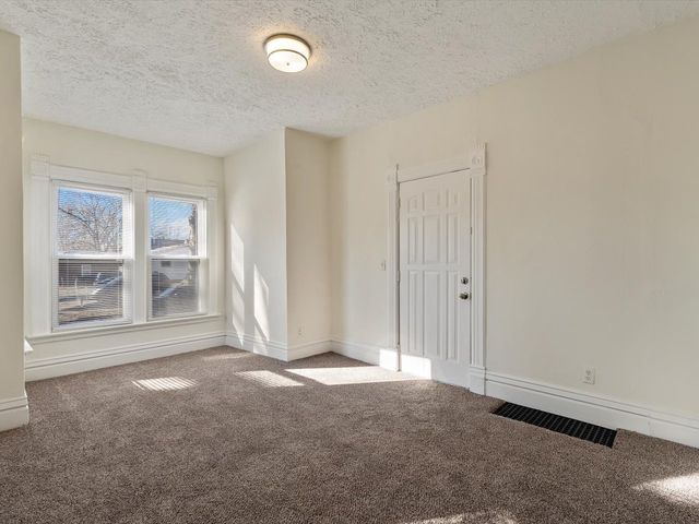 2413 11th Avenue A, Moline, IL 61265