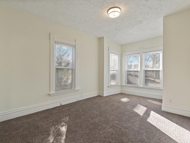 2413 11th Avenue A, Moline, IL 61265