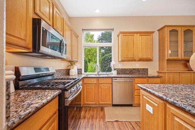 424 Roan Ct, Roseville, CA 95747