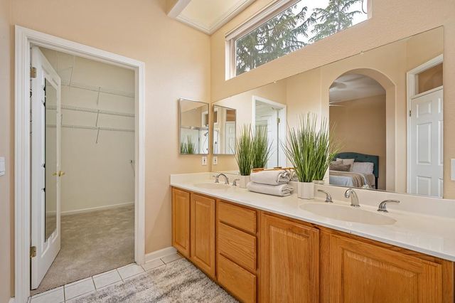 424 Roan Ct, Roseville, CA 95747