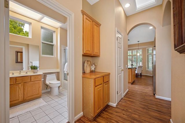 424 Roan Ct, Roseville, CA 95747