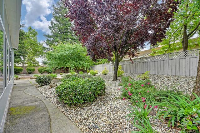 424 Roan Ct, Roseville, CA 95747