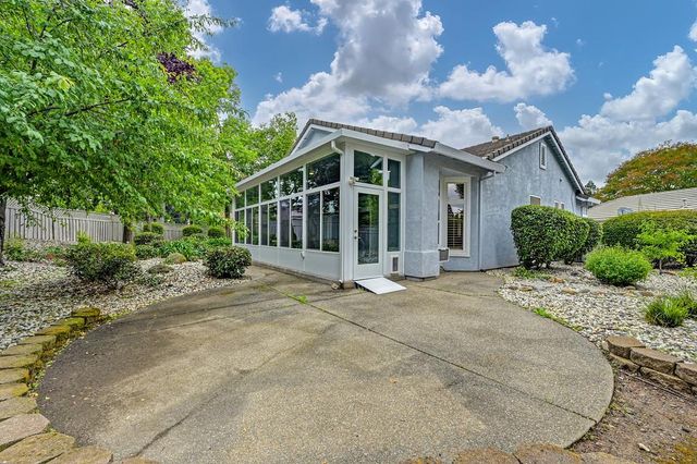 424 Roan Ct, Roseville, CA 95747