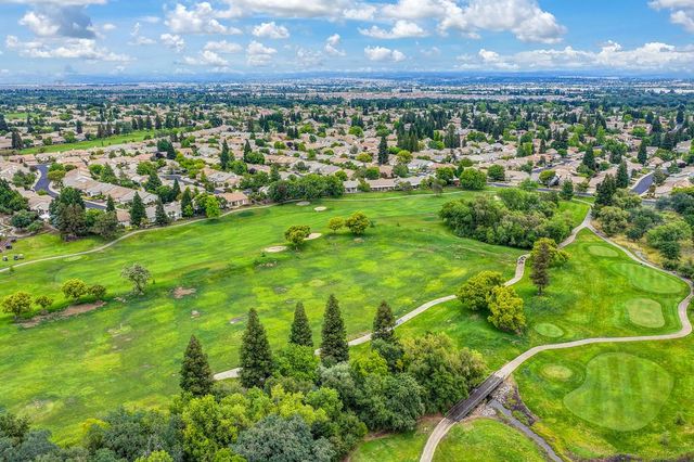 424 Roan Ct, Roseville, CA 95747