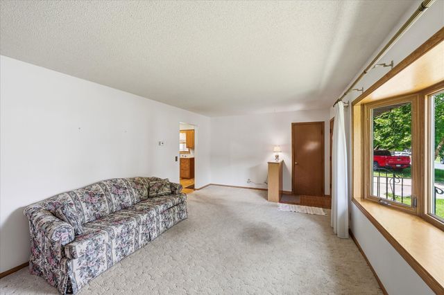 2126 Forest Drive NE, Columbia Heights, MN 55421