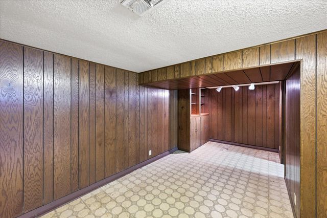 2126 Forest Drive NE, Columbia Heights, MN 55421