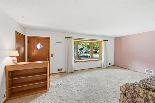 2126 Forest Drive NE, Columbia Heights, MN 55421
