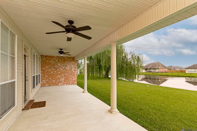 3912 Poplar Grove Dr, Addis, LA 70710