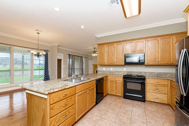 3912 Poplar Grove Dr, Addis, LA 70710