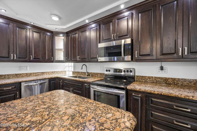 3940 E Timrod St Unit 118, Tucson, AZ 85711