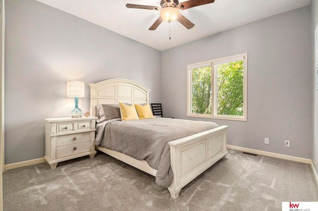 17020 Erskine Street, Omaha, NE 68116