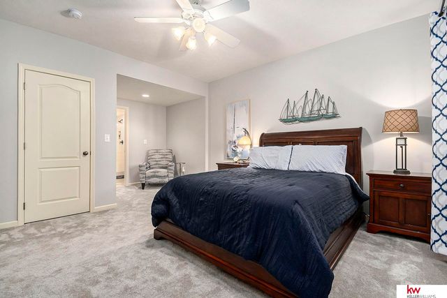 17020 Erskine Street, Omaha, NE 68116