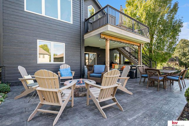 17020 Erskine Street, Omaha, NE 68116