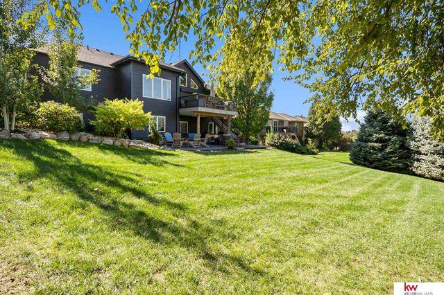 17020 Erskine Street, Omaha, NE 68116