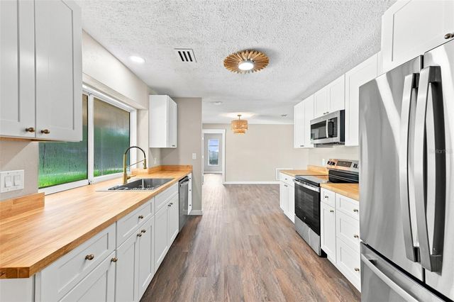 6622 GLENCOE DRIVE, Temple Terrace, FL 33617