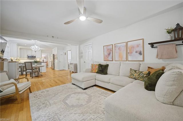 100 James Landing RD, Newport News, VA 23606