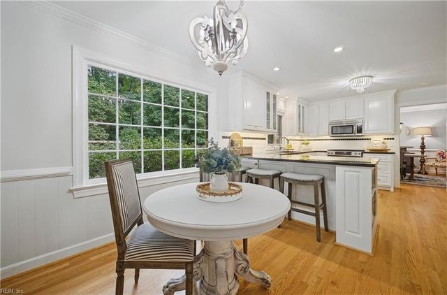 100 James Landing RD, Newport News, VA 23606