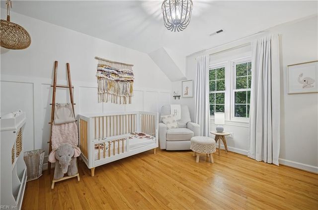 100 James Landing RD, Newport News, VA 23606