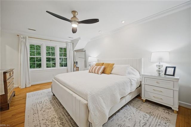 100 James Landing RD, Newport News, VA 23606