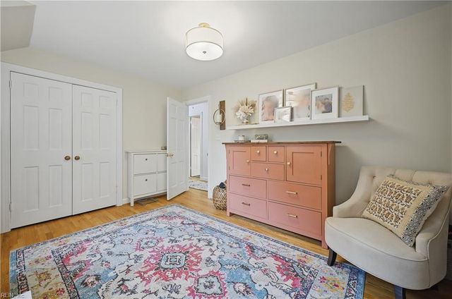 100 James Landing RD, Newport News, VA 23606