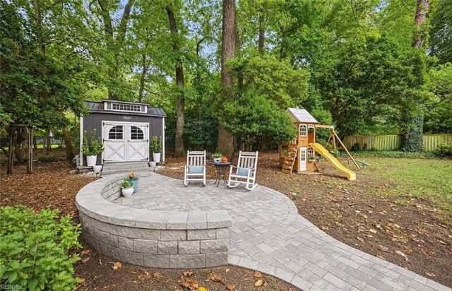 100 James Landing RD, Newport News, VA 23606