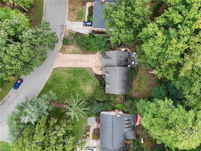 100 James Landing RD, Newport News, VA 23606