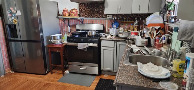 21 Victory Avenue, Lackawanna, NY 14218