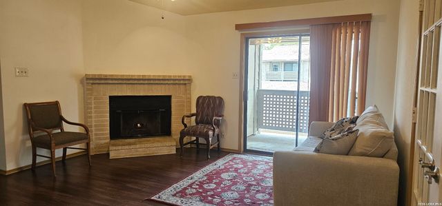 12446 Starcrest Dr Apt 404, San Antonio, TX 78216