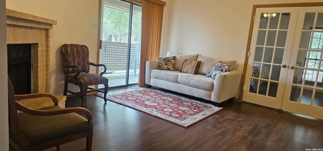12446 Starcrest Dr Apt 404, San Antonio, TX 78216