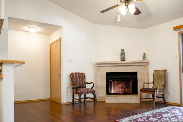 12446 Starcrest Dr Apt 404, San Antonio, TX 78216