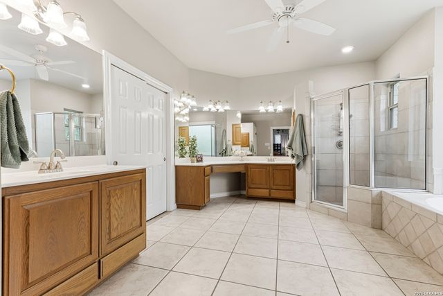 789 LOST CREEK DR, Bulverde, TX 78163