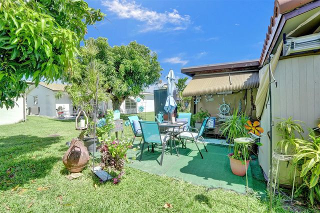 4508 NW 43rd Ter, Tamarac, FL 33319