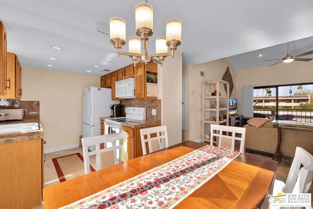 1050 E Ramon Road 84, Palm Springs, CA 92264