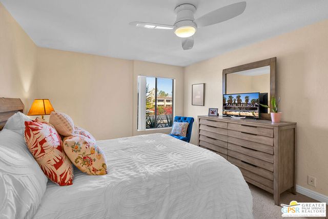 1050 E Ramon Road 84, Palm Springs, CA 92264