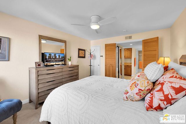 1050 E Ramon Road 84, Palm Springs, CA 92264