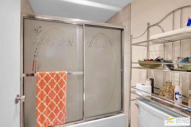 1050 E Ramon Road 84, Palm Springs, CA 92264