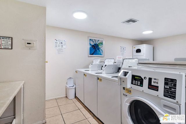 1050 E Ramon Road 84, Palm Springs, CA 92264