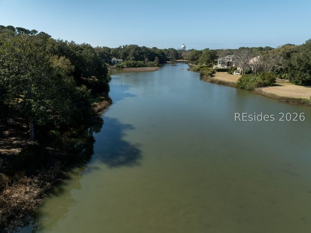 3 Oak Creek Dr, Hilton Head Island, SC 29928