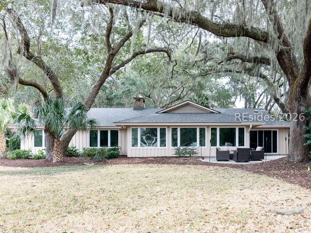 3 Oak Creek Dr, Hilton Head Island, SC 29928