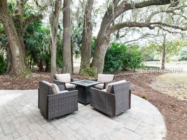 3 Oak Creek Dr, Hilton Head Island, SC 29928