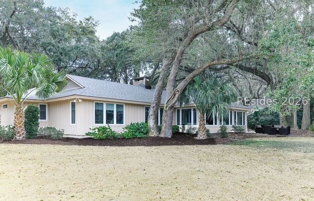 3 Oak Creek Dr, Hilton Head Island, SC 29928