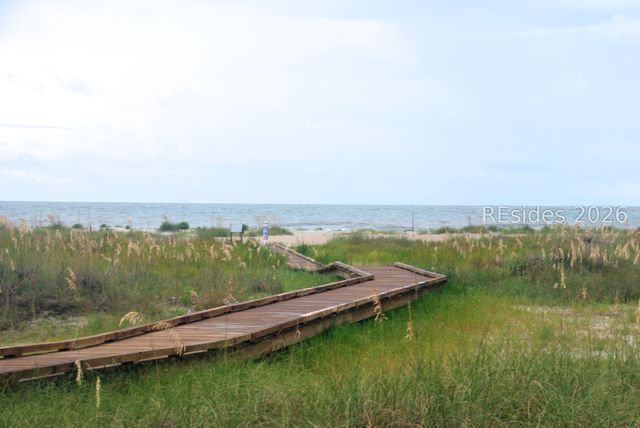 3 Oak Creek Dr, Hilton Head Island, SC 29928