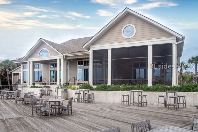 3 Oak Creek Dr, Hilton Head Island, SC 29928