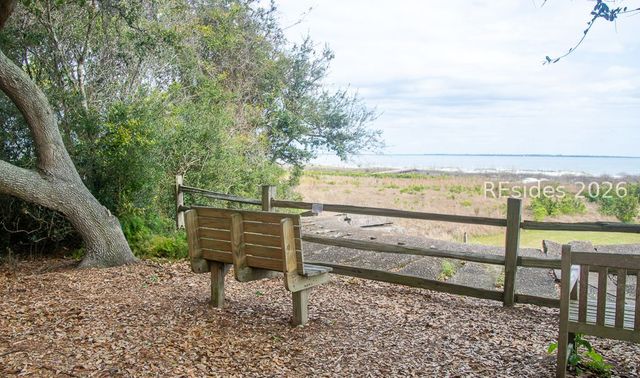 3 Oak Creek Dr, Hilton Head Island, SC 29928