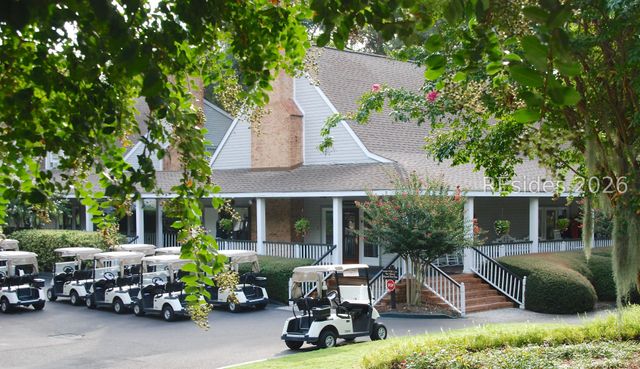 3 Oak Creek Dr, Hilton Head Island, SC 29928