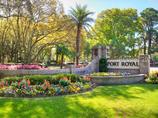 3 Oak Creek Dr, Hilton Head Island, SC 29928