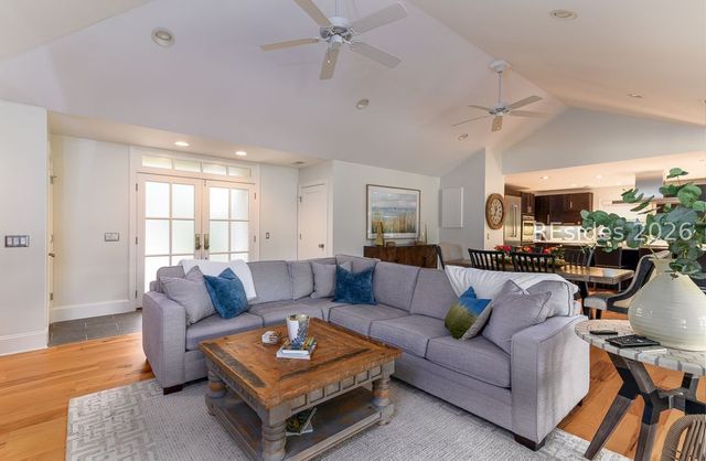 3 Oak Creek Dr, Hilton Head Island, SC 29928