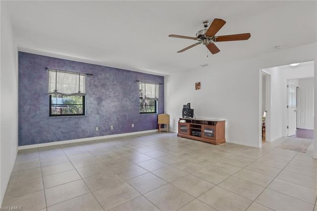 760 1st ST NW, Naples, FL 34120