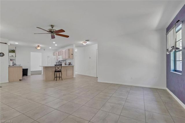 760 1st ST NW, Naples, FL 34120