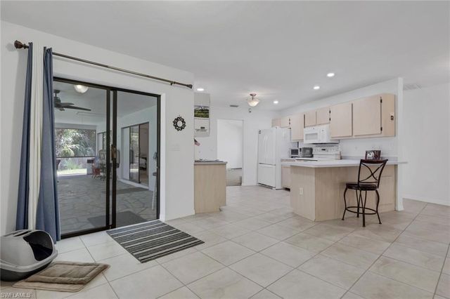 760 1st ST NW, Naples, FL 34120